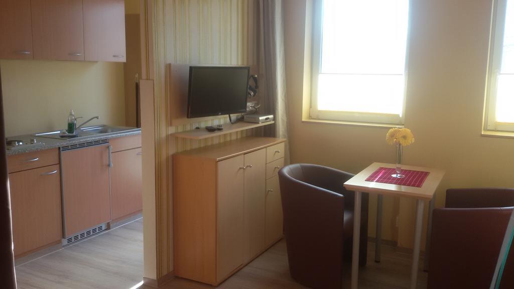 Pension Fuerst Borwin Markgrafenheide Extérieur photo
