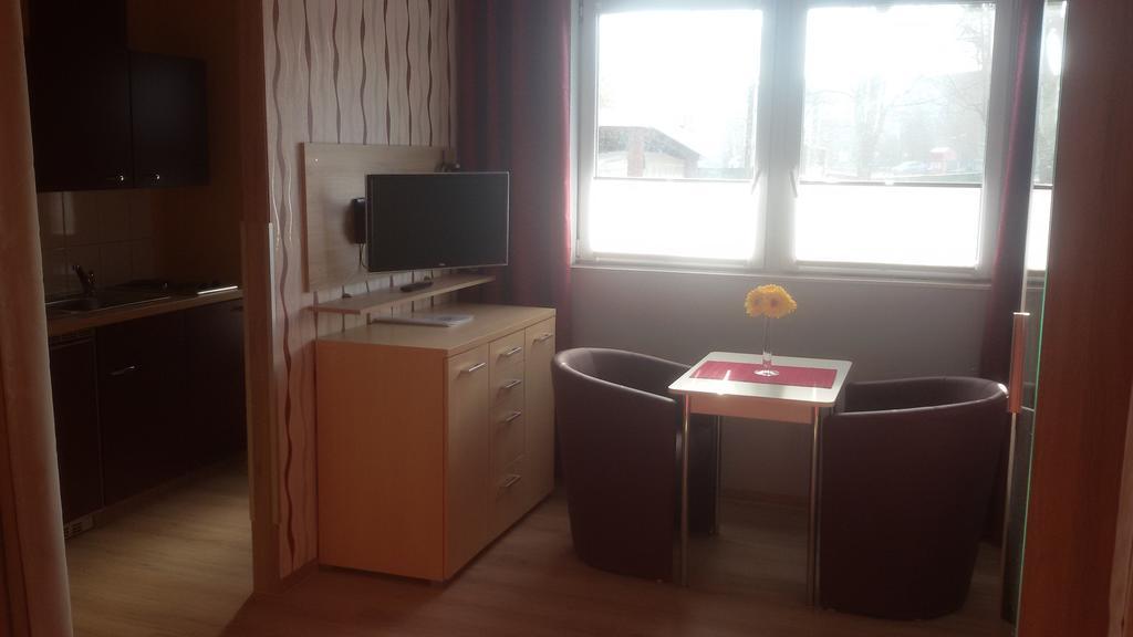 Pension Fuerst Borwin Markgrafenheide Extérieur photo